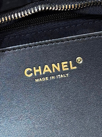 Chanel 2025 Bow Bag 38cm Black Velvet 346058