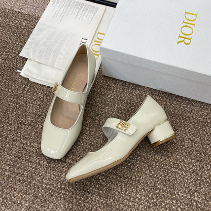 CD Miss Dior Pump 35mm Glossy White Lambskin