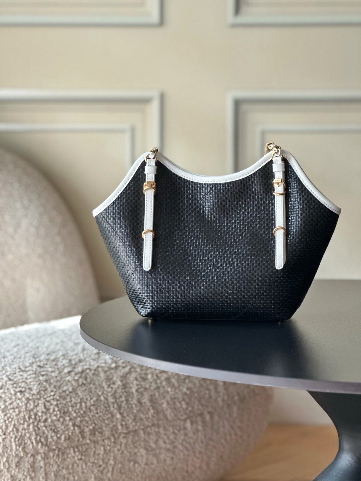 Chanel 2025 Maxi Hobo Bag 31cm Black mix White Straw Leather 320857