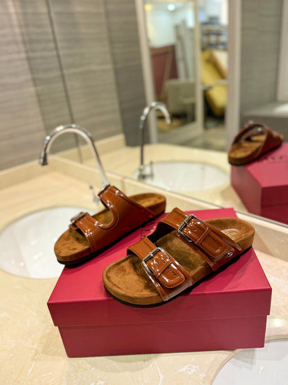 VT 26s Fussfriend Two Strap Sandals Brown Patent Leather Suede 985405