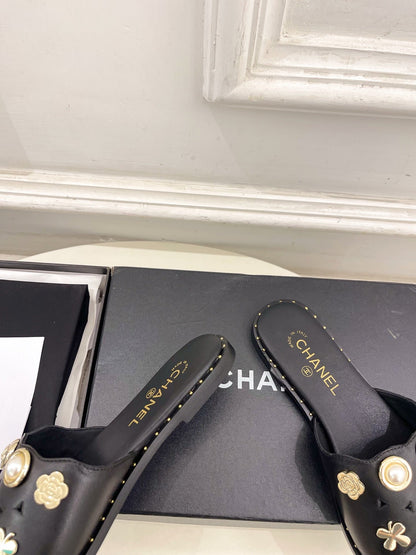 Chanel 26s Flat Sandals Black Lambskin Charm-Decorated