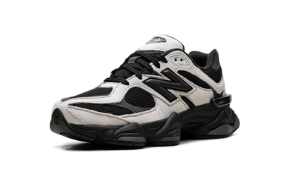 9060 "Off White Black" U9060ZBS