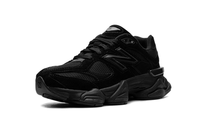 9060 "Triple Black" U9060BPM