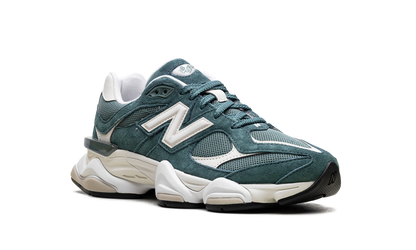 9060 "New Spruce Angora" U9060EEK