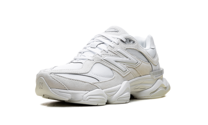 9060 "Reflection White" U906027Z